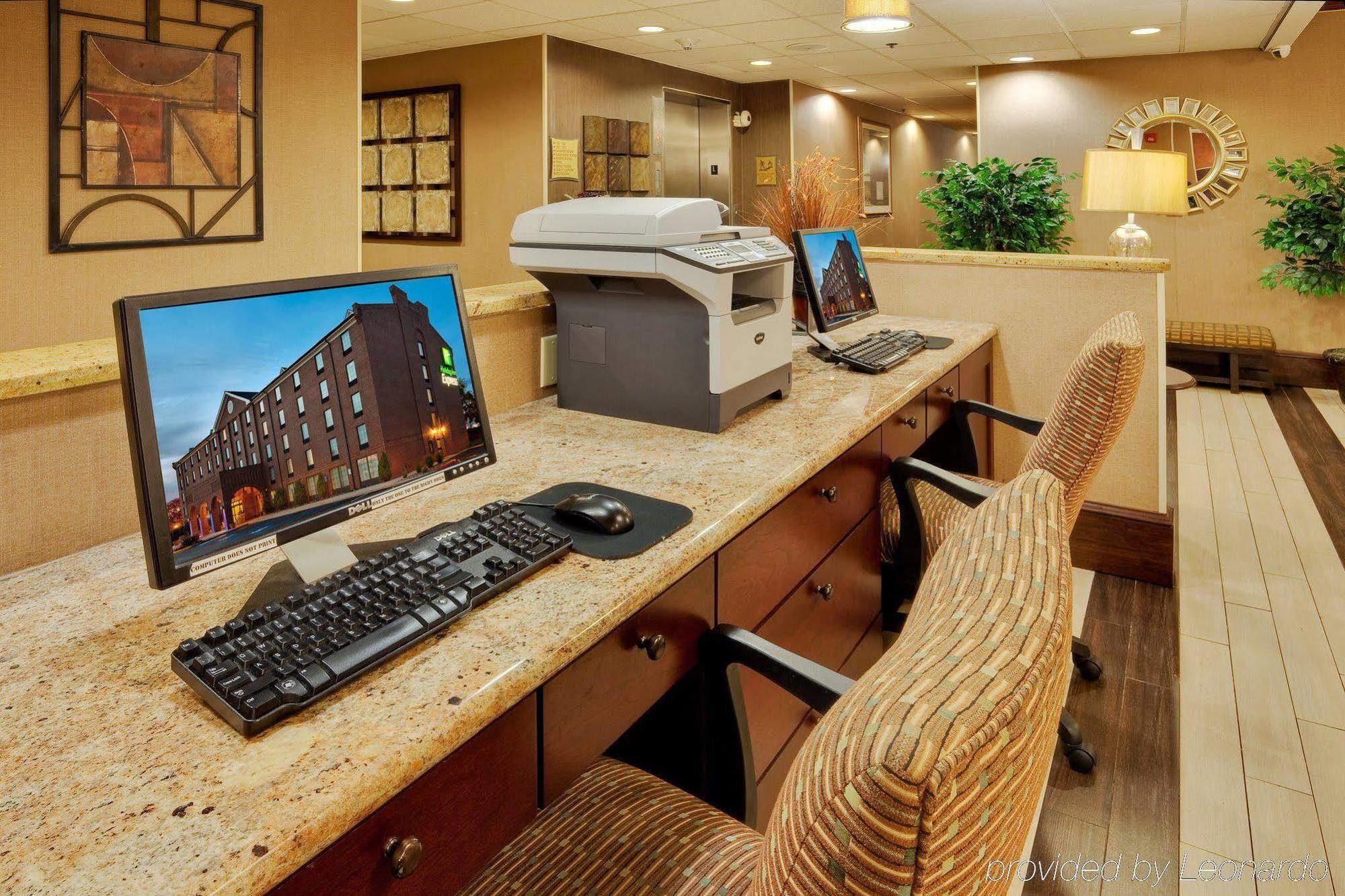 Holiday Inn Express Harrisburg East By Ihg Eksteriør billede